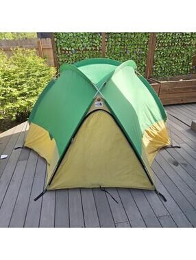 VTG The North Face VE23 Geodesic Pole-Sleeve Tent 2 Or 3 Person Camping Green